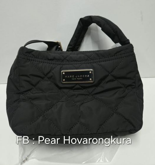 Marc Jacobs Quilted Nylon Crossbody 👜
📍 2,900 บาท (รวมส่ง)
แท้ ของใหม่