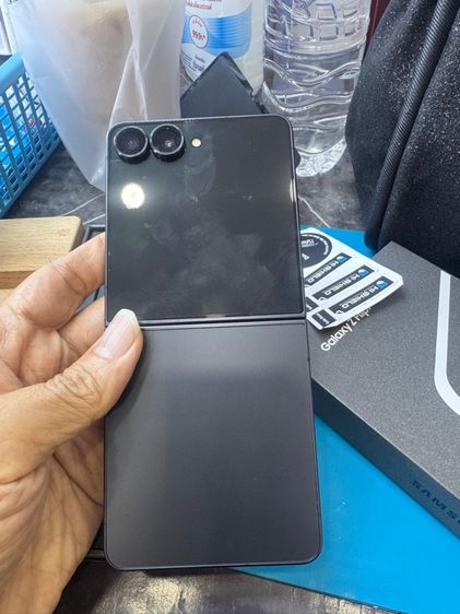 ขาย Samsung flip 7 ram12 rom512g หมดประกัน 6-08-69 ครบกล่องไม่มีตำหนิ ไม่มีรอยตกหล่น ราคา 20500 บาท นัดรับกทม  รูปที่ 2