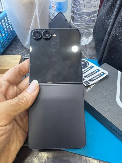 ขาย Samsung flip 7 ram12 rom512g หมดประกัน 6-08-69 ครบกล่องไม่มีตำหนิ ไม่มีรอยตกหล่น ราคา 20500 บาท นัดรับกทม  รูปที่ 3