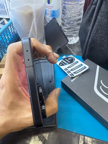 ขาย Samsung flip 7 ram12 rom512g หมดประกัน 6-08-69 ครบกล่องไม่มีตำหนิ ไม่มีรอยตกหล่น ราคา 20500 บาท นัดรับกทม  รูปที่ 8