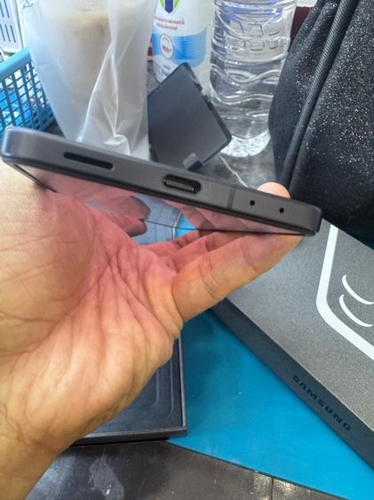 ขาย Samsung flip 7 ram12 rom512g หมดประกัน 6-08-69 ครบกล่องไม่มีตำหนิ ไม่มีรอยตกหล่น ราคา 20500 บาท นัดรับกทม  รูปที่ 12