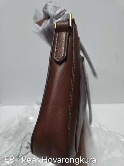 fossil farrah crossbody medium brown
กระเป๋ายี่ห้อ fossil  แท้ มือ1 ยี่ห้อนี้หนังแท้และทนมากค่ะ😊
📍2950 บาท (รวมส่ง) รูปที่ 8