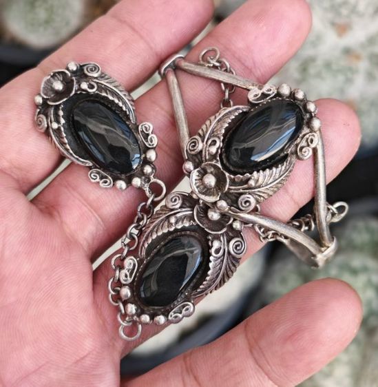 ชุดกำไลข้อมือและเเหวนเงินแท้ หัวนิล งานเก่า หนึ่งเดียวสวยมาก ราคาแบ่งปันครับ รูปที่ 4