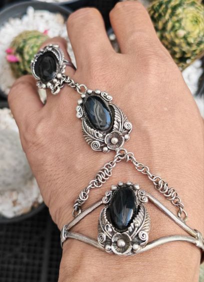 ชุดกำไลข้อมือและเเหวนเงินแท้ หัวนิล งานเก่า หนึ่งเดียวสวยมาก ราคาแบ่งปันครับ รูปที่ 11