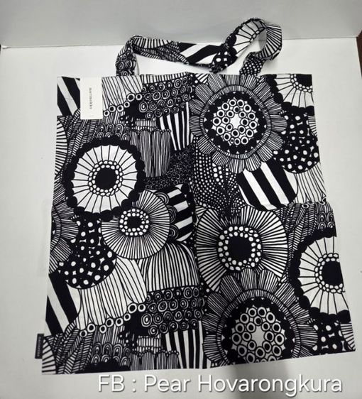 กระเป๋าผ้า Marimekko ของใหม่  ซื้อเก็บสะสม ใบละ 450-900 บาท (รวมส่ง) ซื้อหลายใบลดได้ค่ะ รูปที่ 4