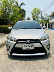 Toyota Yaris ปี 2015 มือเดียว ไมล์น้อย สภาพดี พร้อมใช้งาน