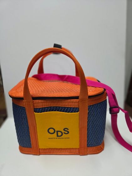 กระเป๋าตะกร้าเก็บความเย็น PDM x O.D.S. ของใหม่ ป้ายถุงครบ ราคา 550 บาท (รวมส่ง) มี 2 สีอย่างละ 1 ใบ 