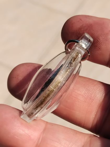 เหรียญหลวงพ่อโสธร พิมพ์ตุ้มหูยายซิ้ม  บล็อกแตก (นิยม) เนื้อเงิน วัดโสธรฯ จ.ฉะเชิงเทรา ปี 2495 สวย เก่า แท้ เลี่ยมพสติก      เหรียญตุ้มหูยายซ รูปที่ 3