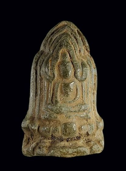 พระเนื้อดินโคนสมอซุ้มปราสาท..พิมพ์เล็ก.. ชัยนาท อายุร้อยกว่าปี สวยสมบูรณ์ น่าสะสม สวยคมชัดลึกแท้คับ