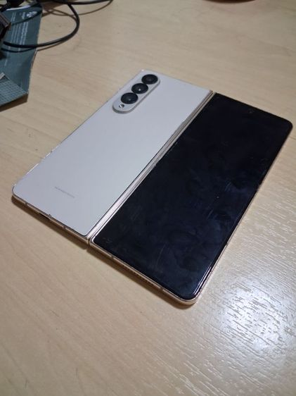 Samsung Galaxy Z Fold 4   รูปที่ 2