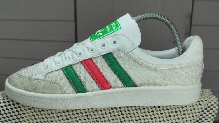 รองเท้า💥adidas💥ของแท้‼️รายพิเศษ💥สวยๆ สภาพดี💥ไซร์ 42.5 รูปที่ 3
