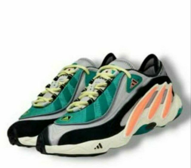 ไม่ระบุ เขียว รองเท้าวิ่ง อื่นๆ adidas FYW 98 สี Grey Two Signal Coral
ไซซ์ 43 (27.5 cm)