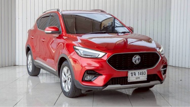 รถ MG ZS 1.5 D+ สี แดง