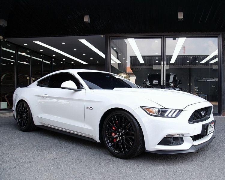 Ford Mustang 2016 5.0 GT Sedan เบนซิน เกียร์อัตโนมัติ ขาว รูปที่ 2