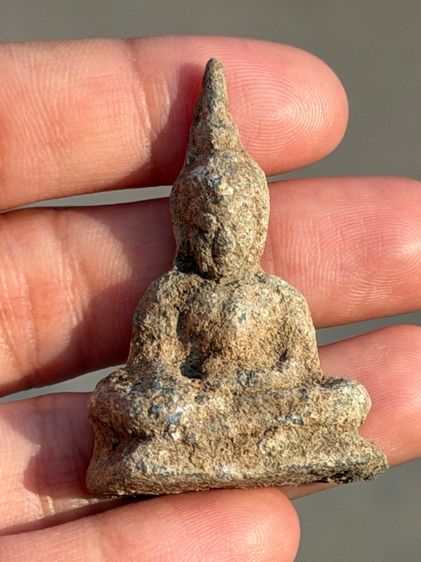 พระเครื่องไม่ทราบที่