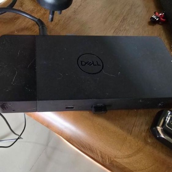 สายเคเบิลและตัวแปลง Dell Dockstation WD15