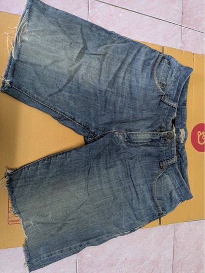 กางเกงยีนส์ขาสั้น burberry