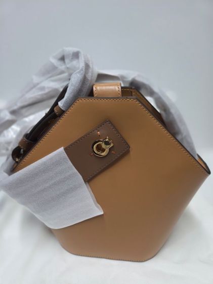 กระเป๋า Danse Lente mini Johny Bucket สี light brown มีสายสะพาย ของใหม่ อุปกรณ์ครบ ราคา 3,500 บาท (รวมส่ง) รูปที่ 4