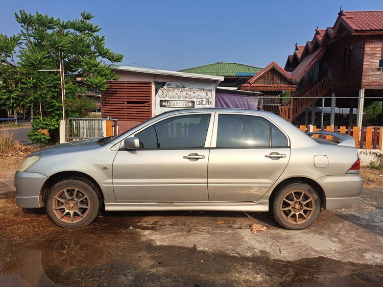 Mitsubishi Lancer 2005 1.6 GLXi Sedan เบนซิน ไม่ติดแก๊ส เกียร์อัตโนมัติ บรอนซ์เงิน รูปที่ 2