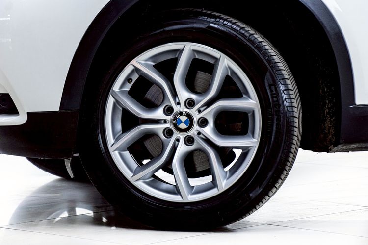BMW X3 2012 2.0 xDrive20d Highline 4WD Utility-car ดีเซล ไม่ติดแก๊ส เกียร์อัตโนมัติ ขาว รูปที่ 4