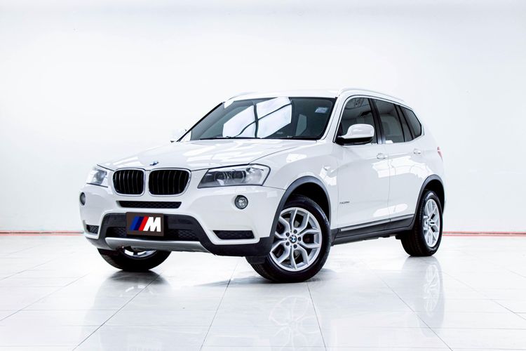 รถ BMW X3 2.0 xDrive20d Highline 4WD สี ขาว
