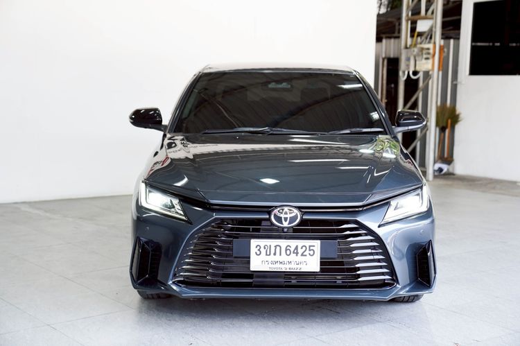 Toyota Yaris ATIV 2022 1.2 Premium Luxury Sedan เบนซิน ไม่ติดแก๊ส เกียร์อัตโนมัติ เทา รูปที่ 3
