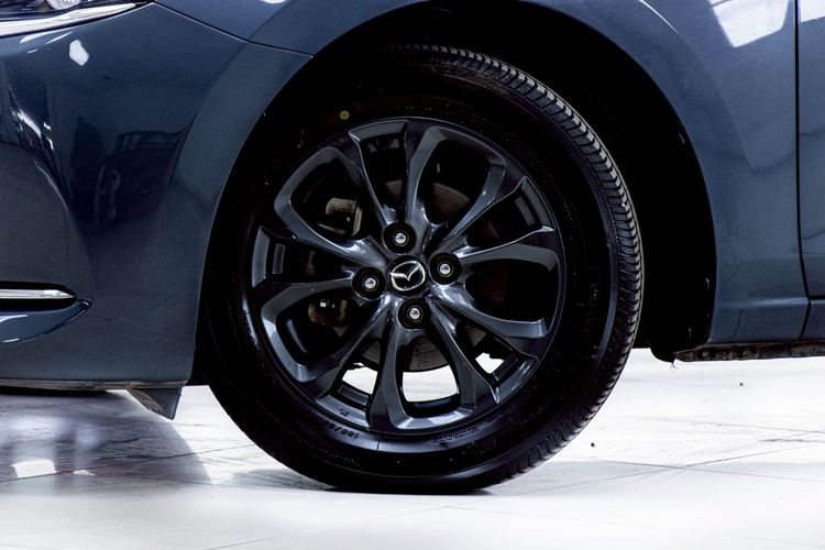 Mazda Mazda 2 2021 1.3 Skyactiv-G S Leather Sports Sedan เบนซิน ไม่ติดแก๊ส เกียร์อัตโนมัติ เทา รูปที่ 4