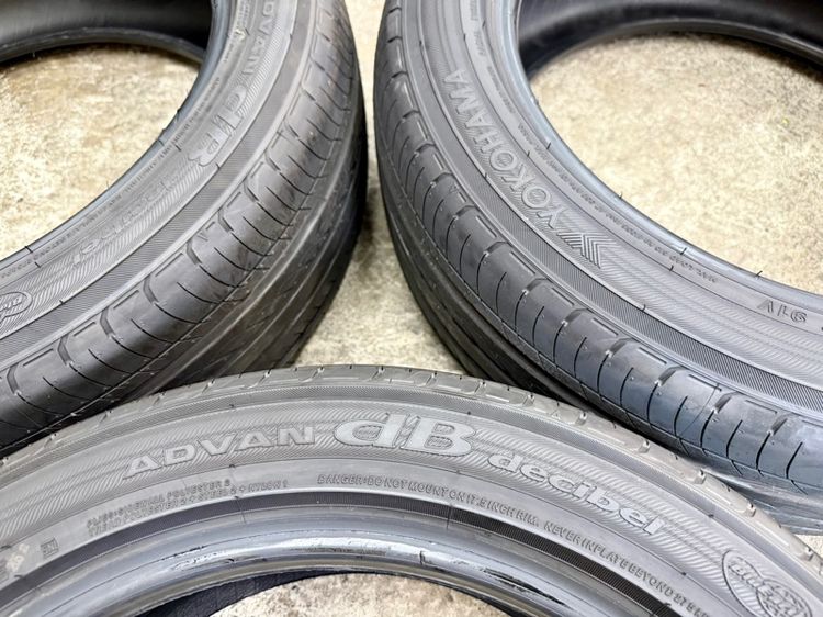ยางถอดป้ายแดงขอบ 17” ยี่ห้อ YOKOHAMA รุ่น ADVAN DB DECIBEL ขนาด 215-50R17 ปี 25 สีเส้นตุ่มหน้ายางยังอยู่ รูปที่ 2