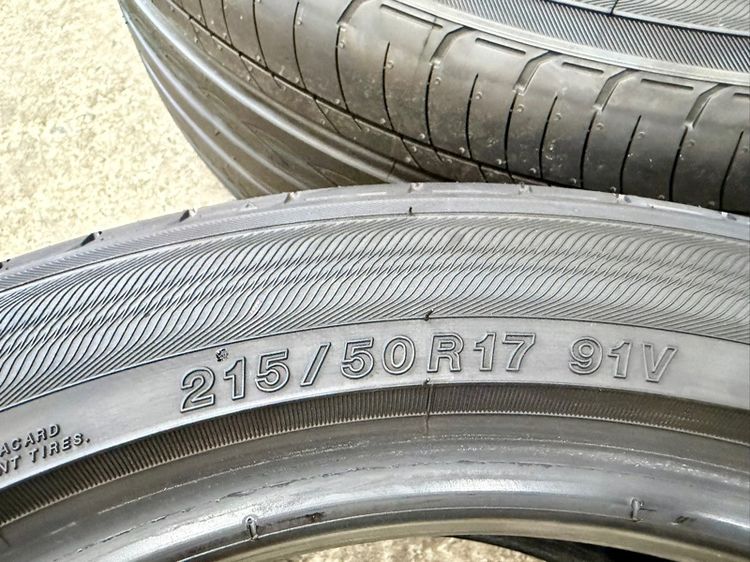 ยางถอดป้ายแดงขอบ 17” ยี่ห้อ YOKOHAMA รุ่น ADVAN DB DECIBEL ขนาด 215-50R17 ปี 25 สีเส้นตุ่มหน้ายางยังอยู่ รูปที่ 4