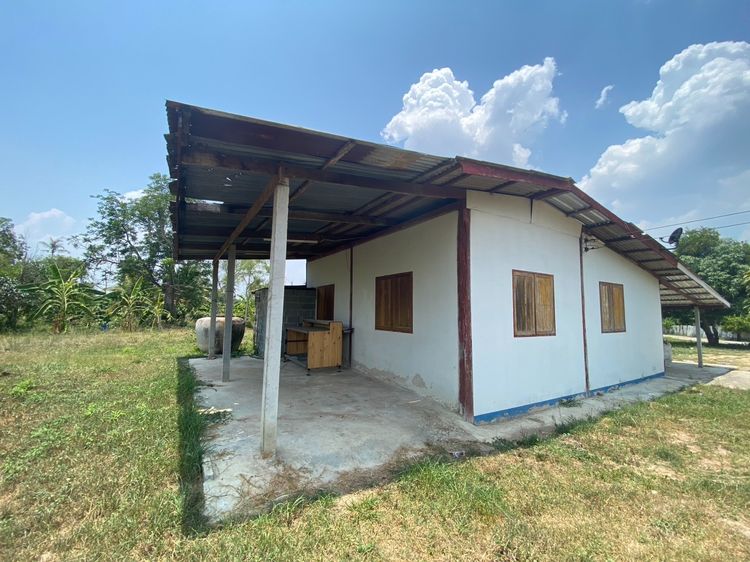 ขายที่ดินพร้อมบ้าน 1 หลัง  รูปที่ 2