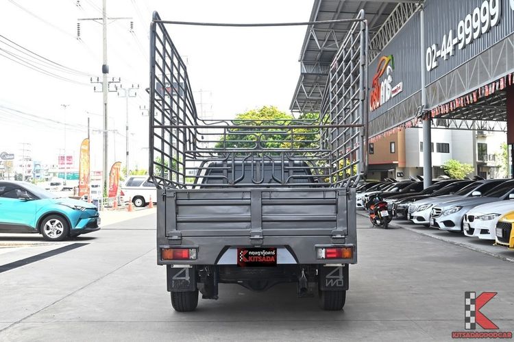 Toyota Hilux Revo 2023 2.8 ENTRY STANDARD CAB Pickup ดีเซล ไม่ติดแก๊ส เกียร์ธรรมดา เทา รูปที่ 4