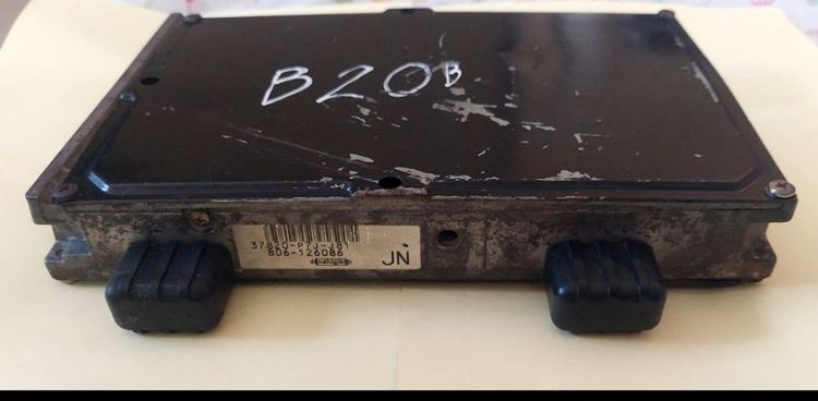 อื่นๆ กล่อง ECU HONDA( b20b) 2,500 บ.