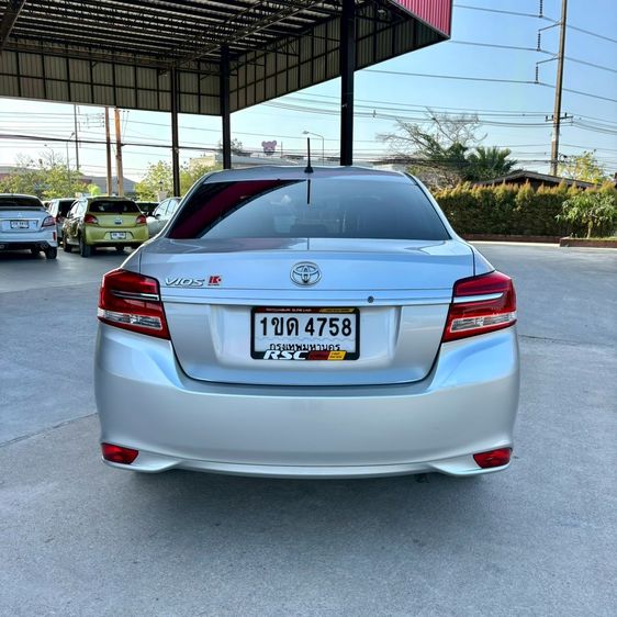 Toyota Vios 2020 1.5 Entry Sedan เบนซิน ไม่ติดแก๊ส เกียร์อัตโนมัติ เทา รูปที่ 4