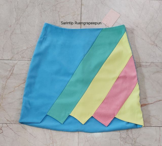 lyn around Rainbow Skirt SIZE L เอว 30"