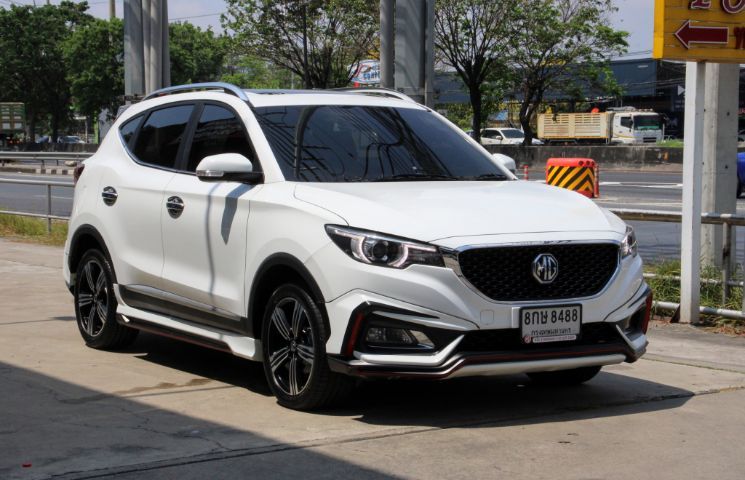 MG ZS 2019 1.5 X Sedan เบนซิน เกียร์อัตโนมัติ ขาว รูปที่ 4