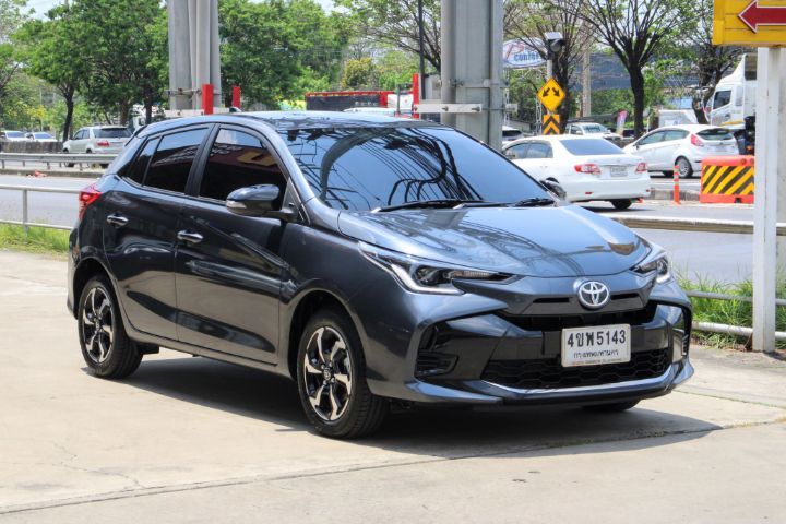 Toyota Yaris ATIV 2023 1.2 Smart Sedan เบนซิน เกียร์อัตโนมัติ เทา รูปที่ 2
