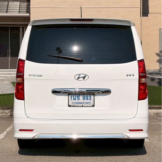 Hyundai H-1  2024 2.5 Elite Van ดีเซล เกียร์อัตโนมัติ ขาว รูปที่ 4