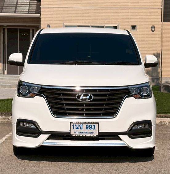 Hyundai H-1  2024 2.5 Elite Van ดีเซล เกียร์อัตโนมัติ ขาว