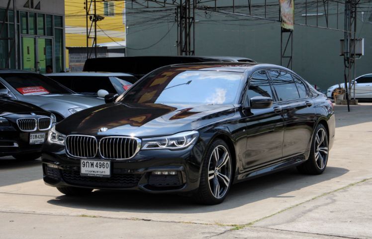 รถ BMW Series 7 730Ld สี ดำ