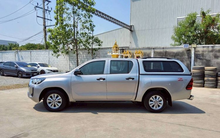 Toyota Hilux Revo 2021 Double Cab 2.4 Entry Z Edition Pickup ดีเซล ไม่ติดแก๊ส เกียร์อัตโนมัติ บรอนซ์เงิน รูปที่ 4