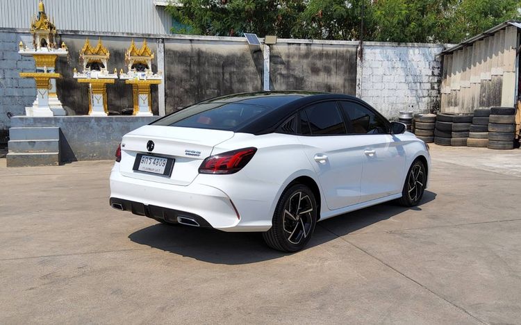 MG MG5 2021 1.5 X Sedan เบนซิน ไม่ติดแก๊ส เกียร์อัตโนมัติ ขาว รูปที่ 4