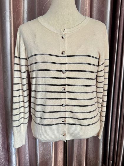 เสื้อ Cardigan แขนยาวสีครีม ผ้านุ่ม แขนยาว รูปที่ 10