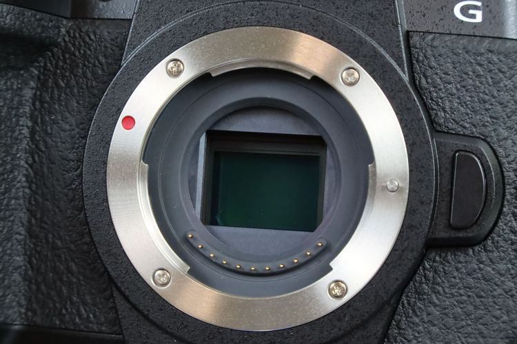Panasonic Lumix DC-G90K +เลนส์LUMIX G Vario 14-42mm f.3.5-5.6 II รูปที่ 11