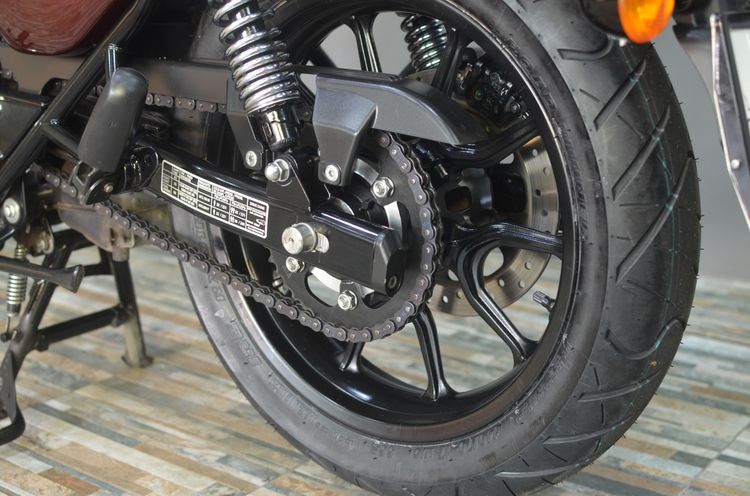 Royal Enfield รุ่น Meteor 350 รถปี 2022 สวยๆ รูปที่ 17