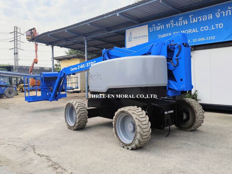 รถกระเช้า Boom Lift Genie Z60-37DC  รูปที่ 2