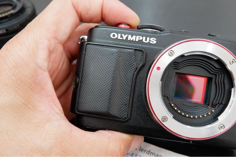 Olympus epl6 เลนส์14-42 พร้อมอุปกรณ์ใช้งานสมบูรณ์ทุกระบบ 3,200 บาท รูปที่ 11