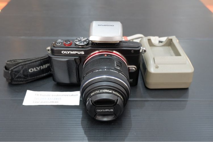 กล้องมิลเลอร์เลส Olympus epl6 เลนส์14-42 พร้อมอุปกรณ์ใช้งานสมบูรณ์ทุกระบบ 3,200 บาท