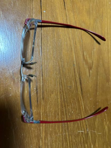 แว่น Ray banแท้ ขาแดง พร้อมซองแท้ สภาพดี รูปที่ 2