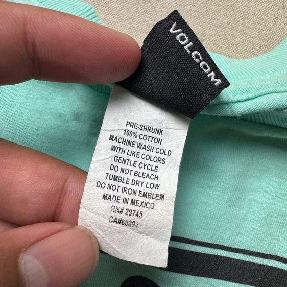 เสื้อยืด Volcom​ Size M รูปที่ 6