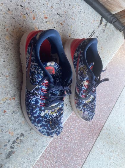 รองเท้า nike รูปที่ 4